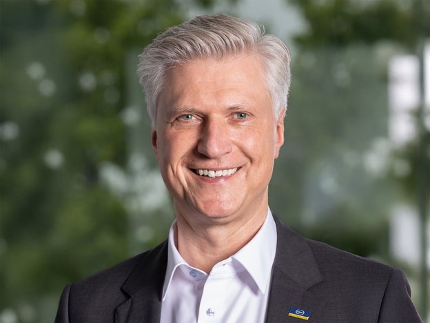 Peter R. Manolopoulos